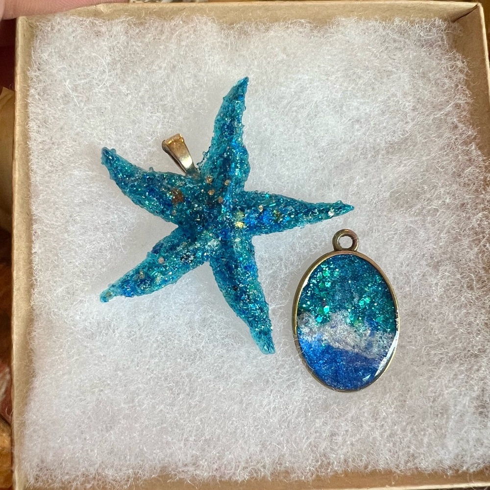 Hand Crafted Blue Starfish Necklace Set